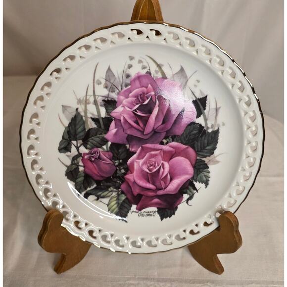 The Hamilton Collection Plate (Blue Moon Gold Medal, Rome 1964) by Paul J Sweany - Picture 1 of 4